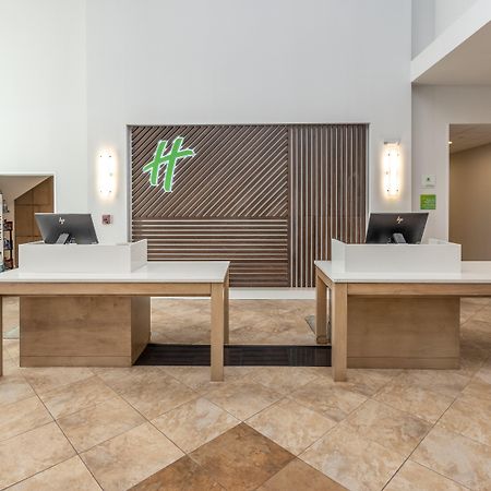 Holiday Inn Hotel & Suites Memphis-Wolfchase Galleria By Ihg Екстериор снимка